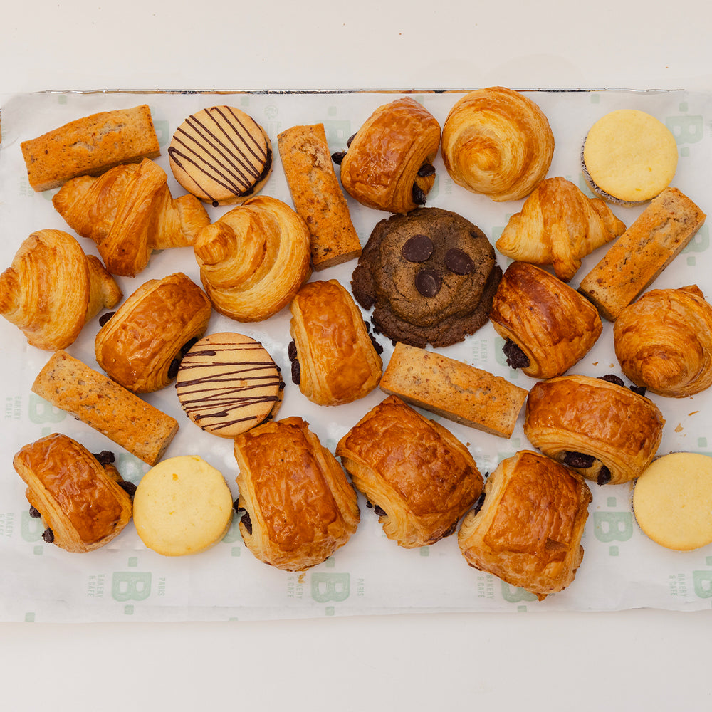Plateau mini-viennoiseries & petits gâteaux de voyage Belén Bakery & Café